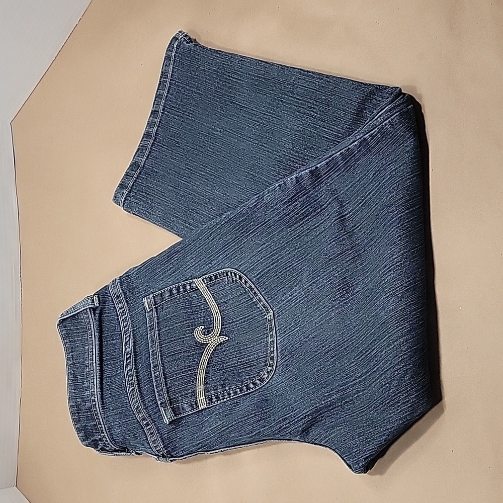 Chico's, Size 0.5 (S / 6) Cropped Denim Blue Jeans. EUC.